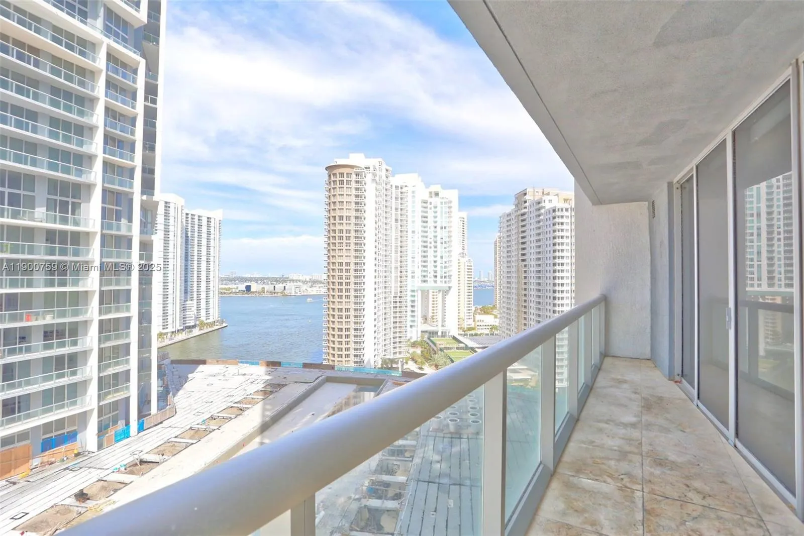 495 Brickell Ave, #2010