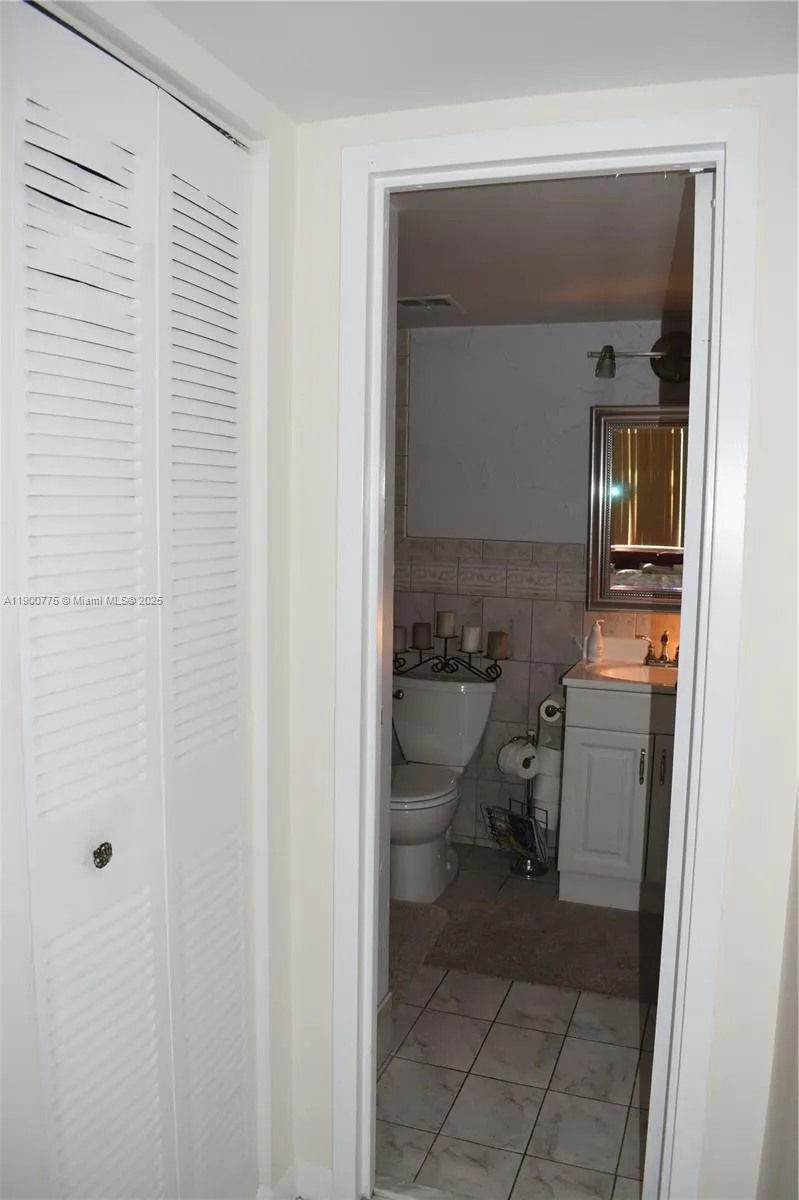 16570 NE 26th Ave, #3C