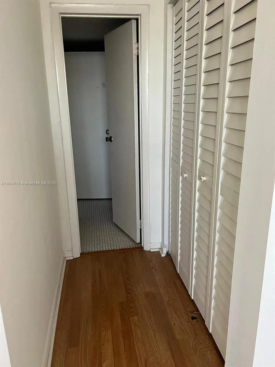 16465 NE 22nd Ave, #617