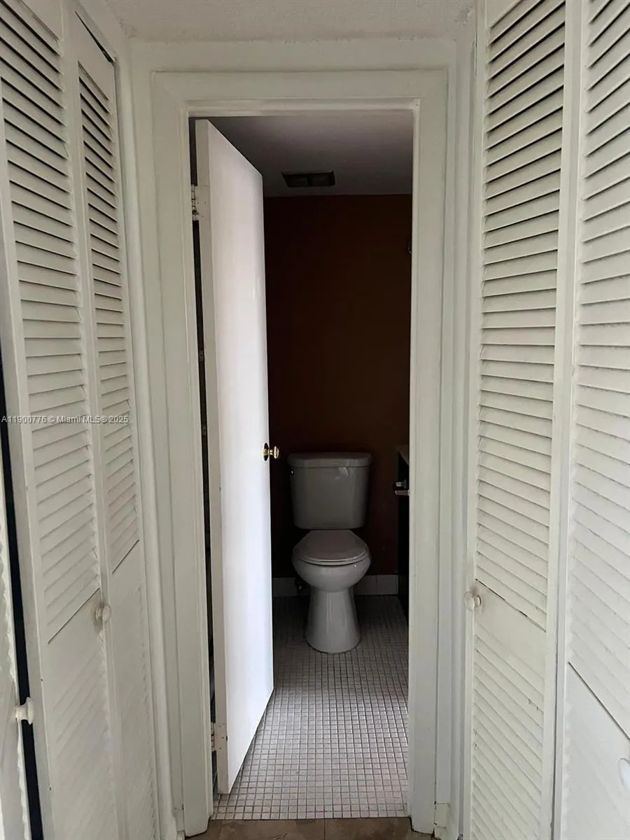 16465 NE 22nd Ave, #617