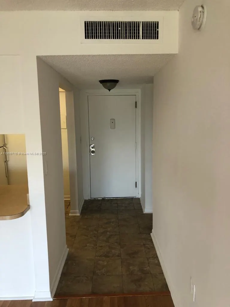 16465 NE 22nd Ave, #617