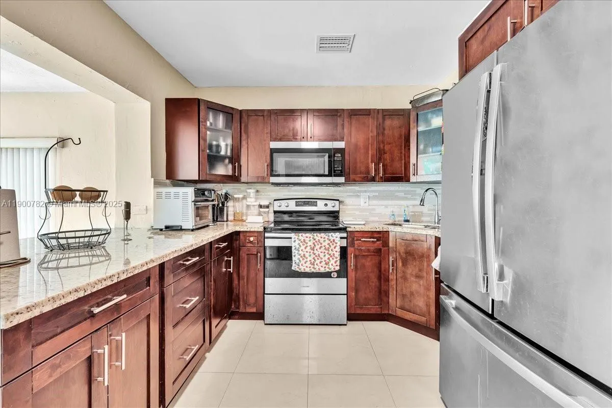 1245 NW 130th St