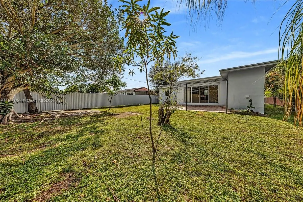 1245 NW 130th St