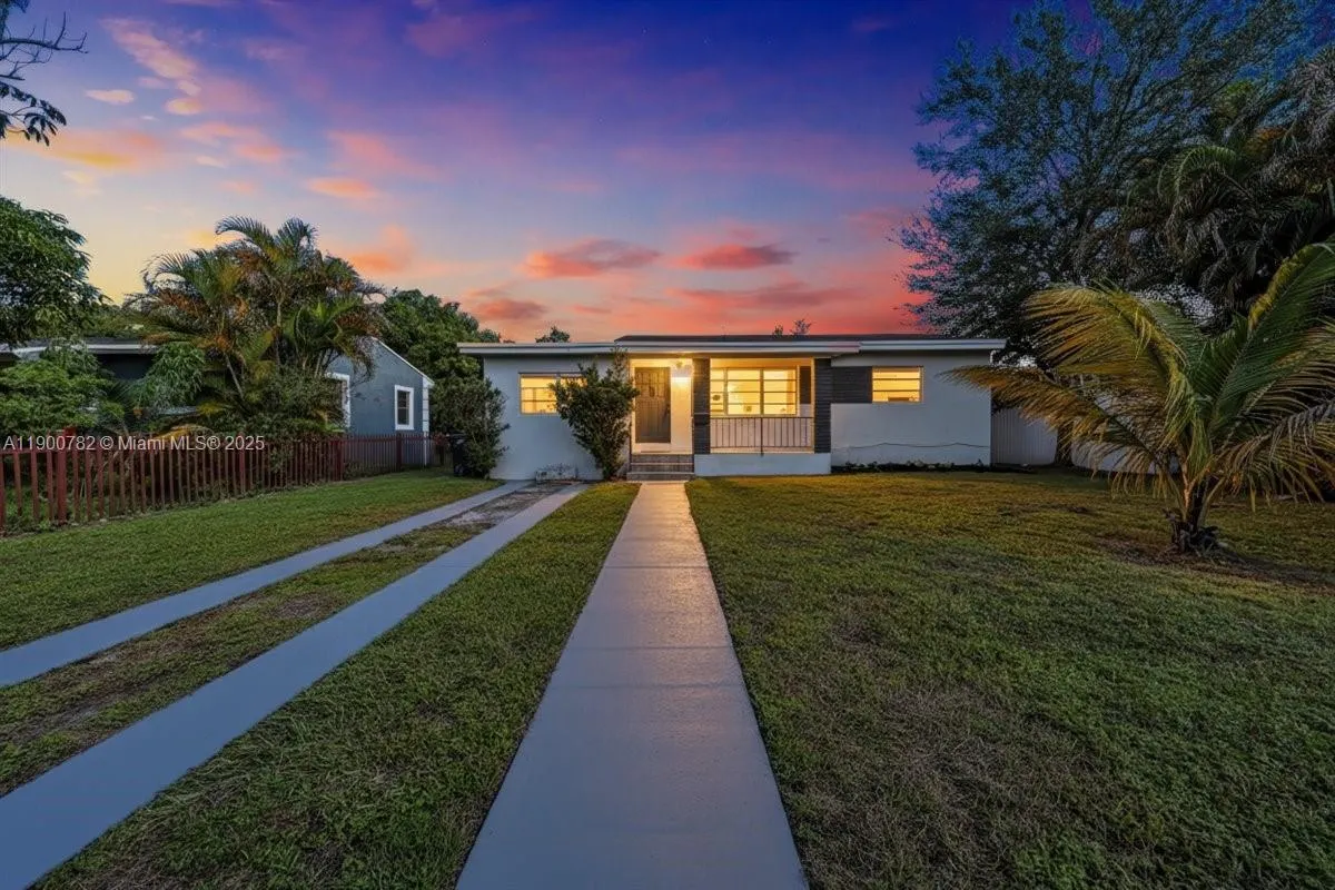 1245 NW 130th St