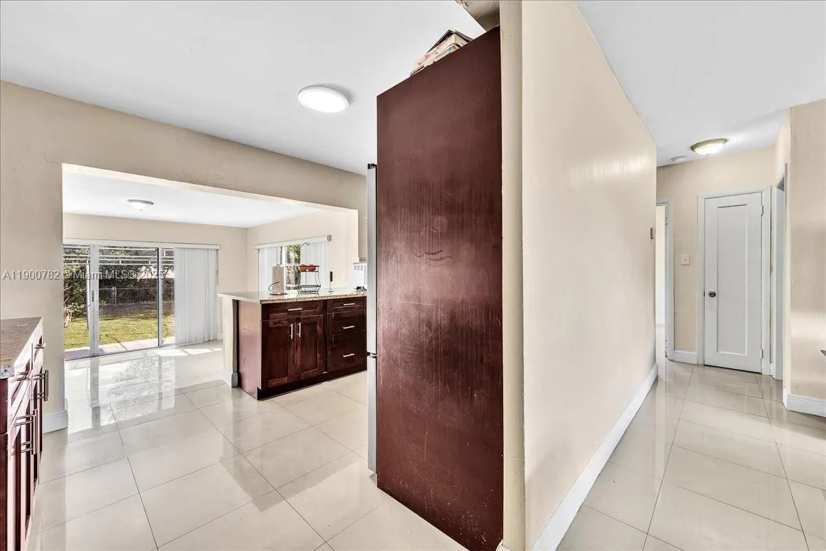 1245 NW 130th St
