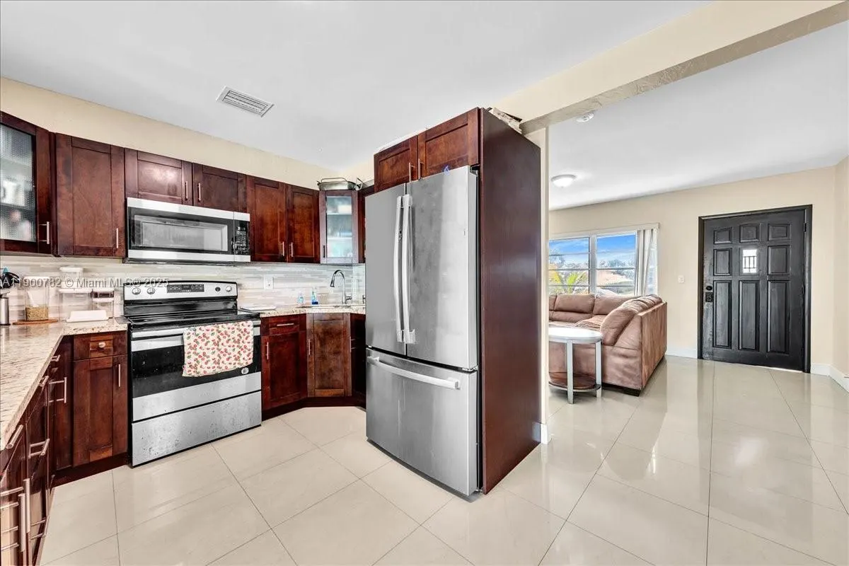 1245 NW 130th St