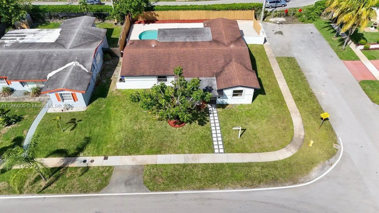 3251 NW 23rd Ct