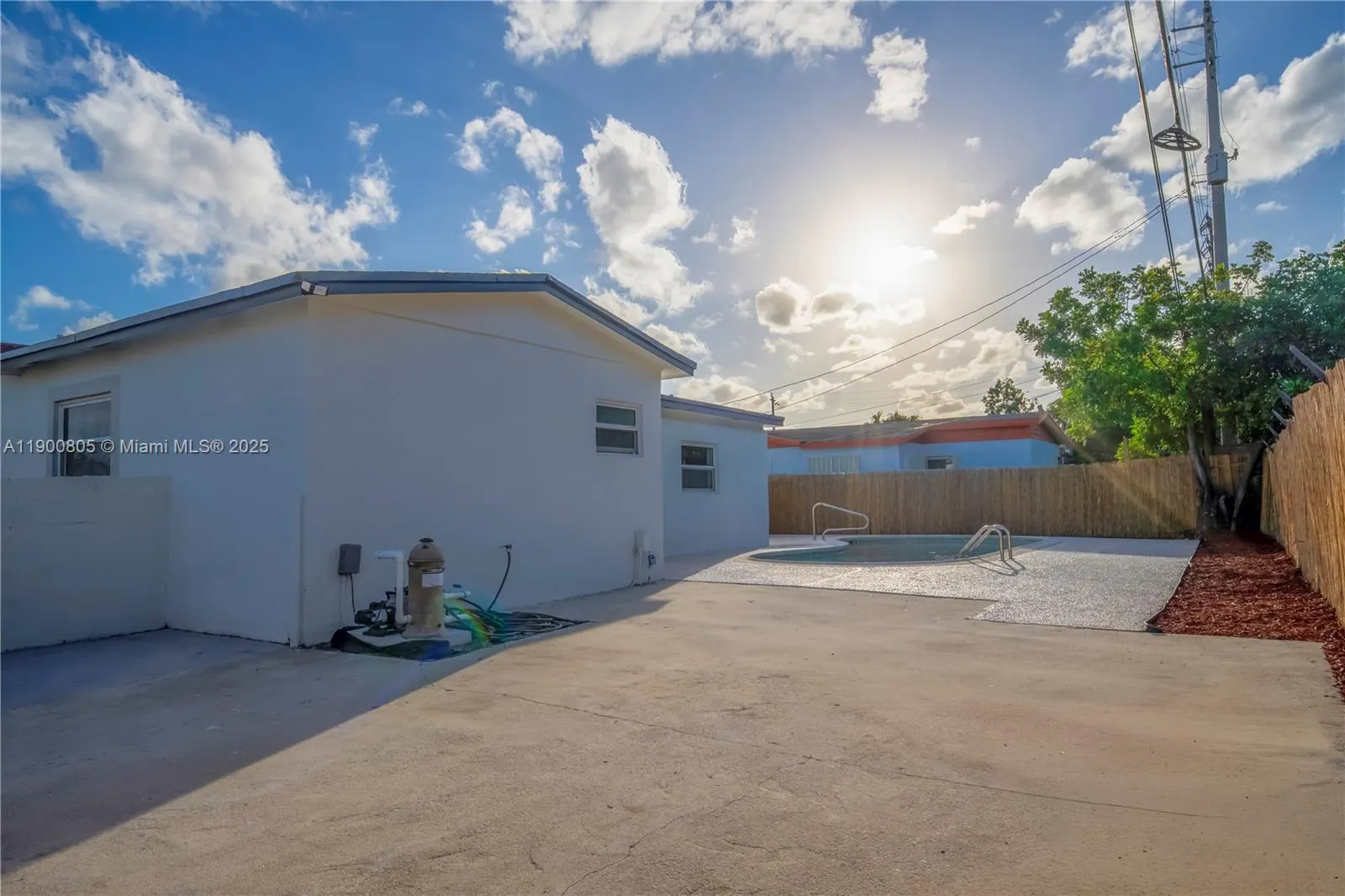 3251 NW 23rd Ct
