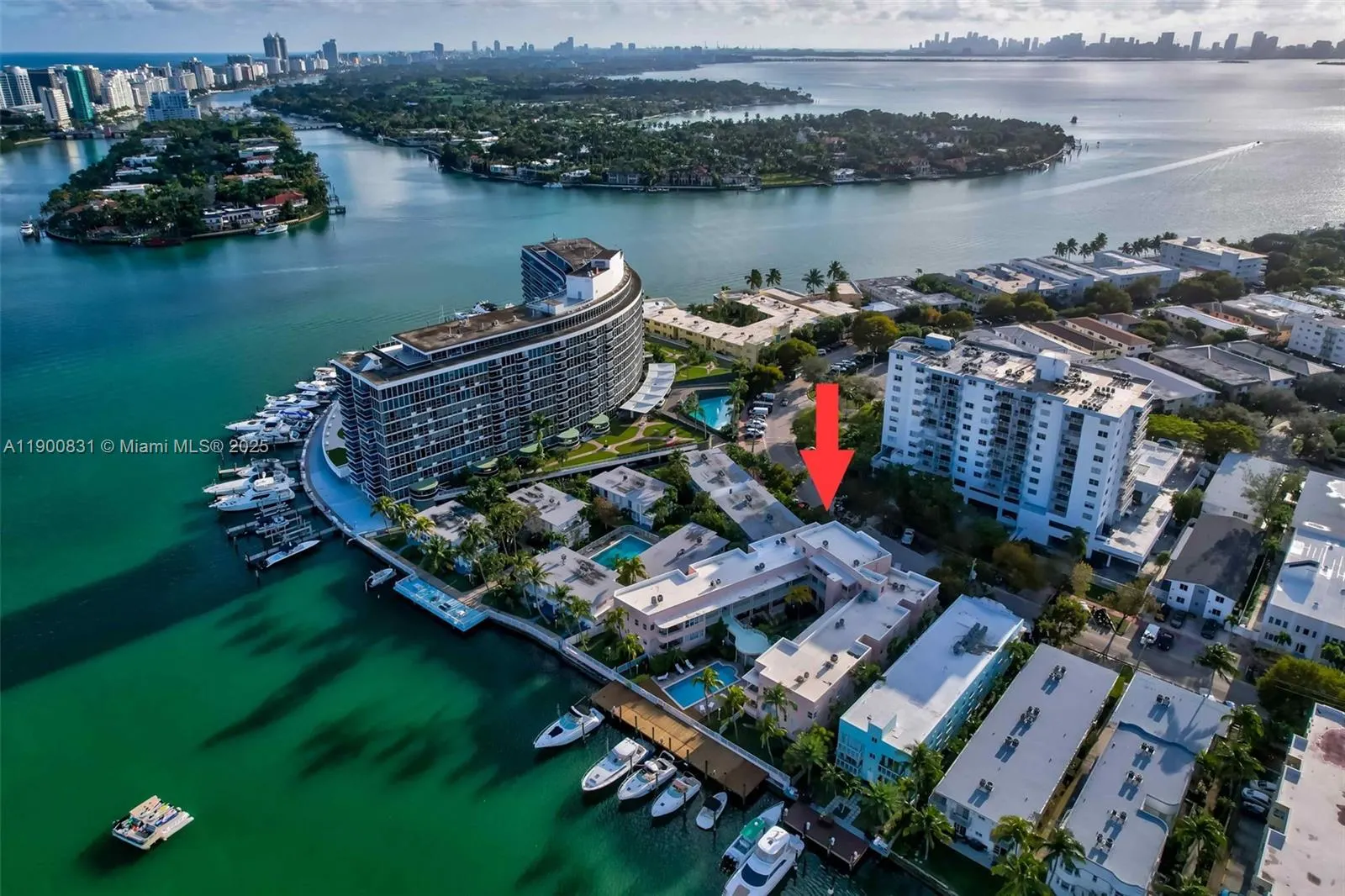 6881 Bay Dr, #7