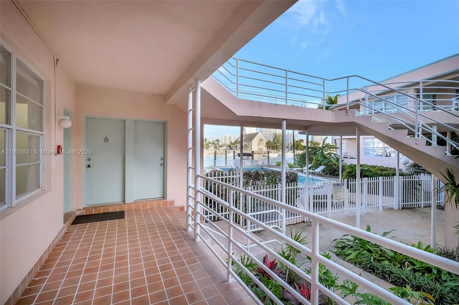 6881 Bay Dr, #7