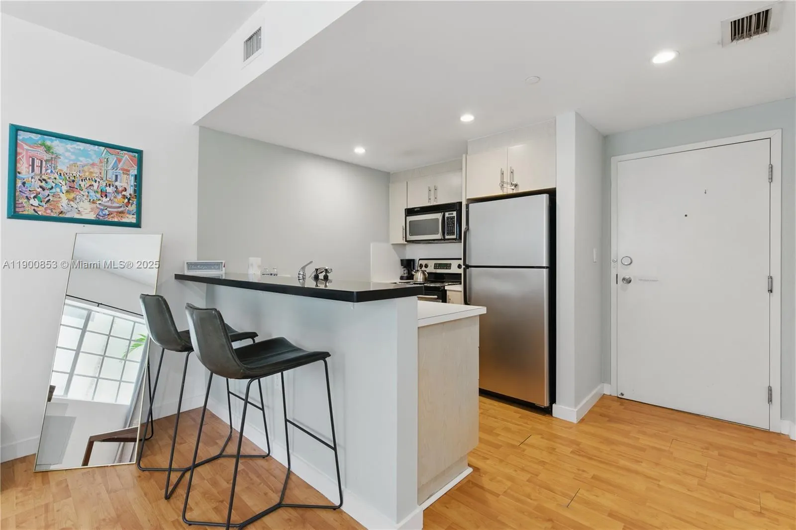 2129 Washington Ave, #107