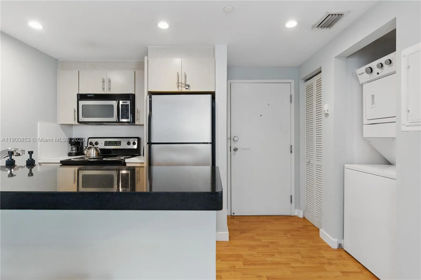 2129 Washington Ave, #107