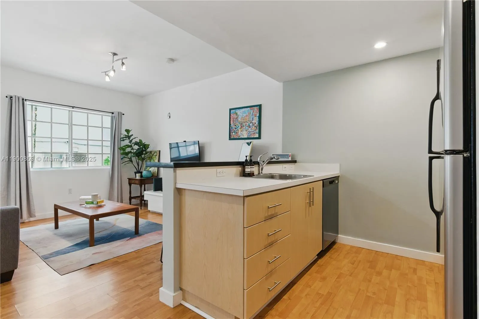 2129 Washington Ave, #107