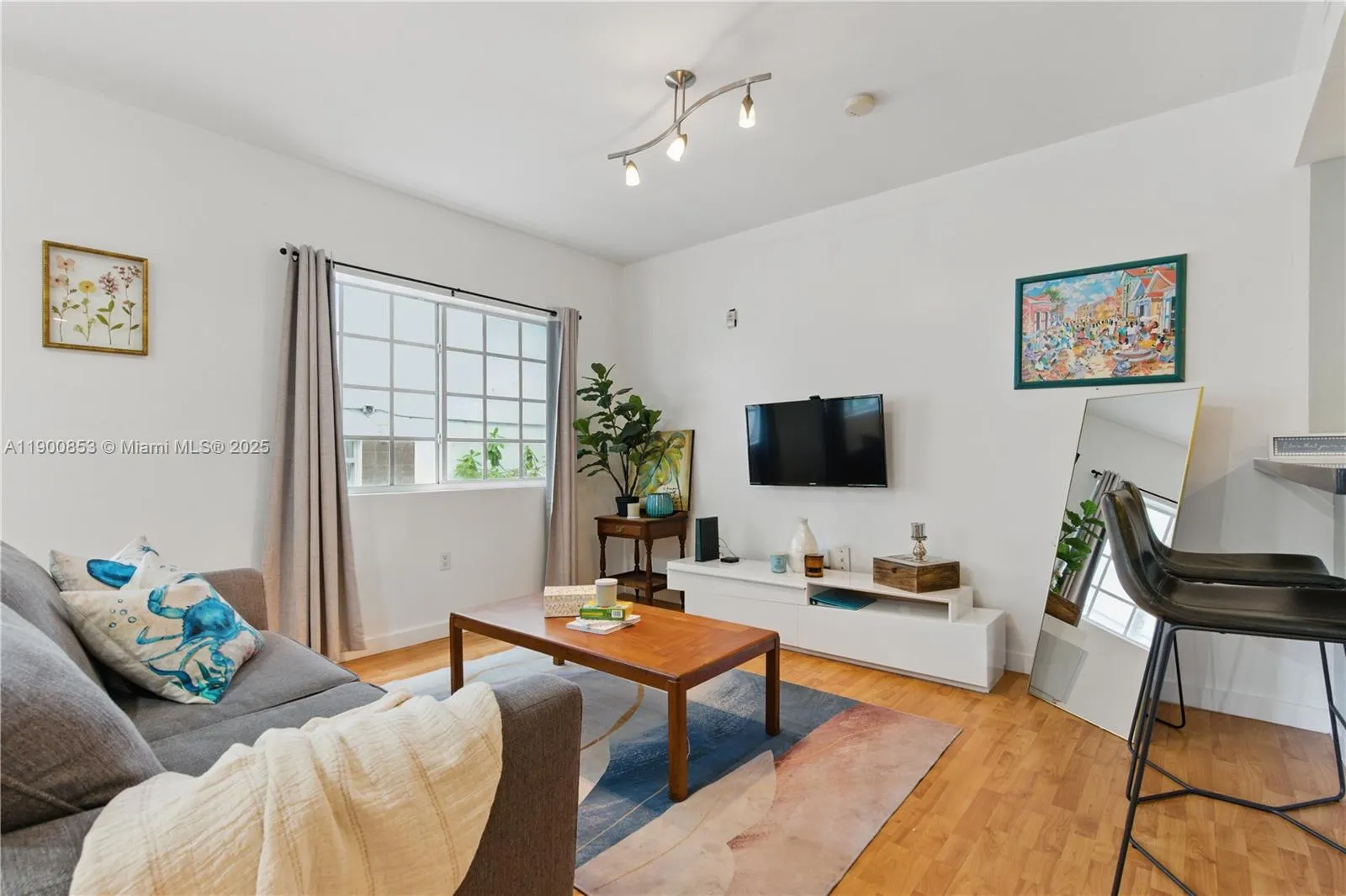 2129 Washington Ave, #107