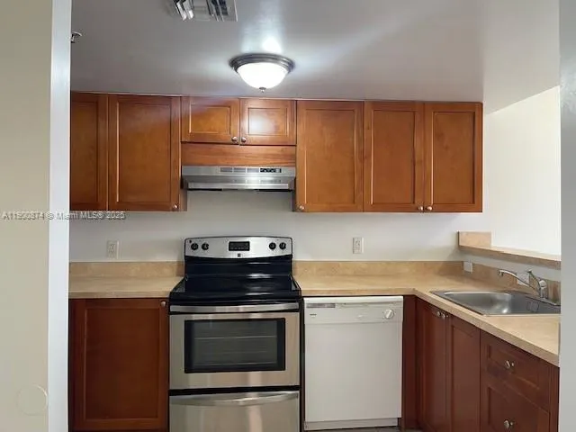 420 SW 12th Ave, #1107