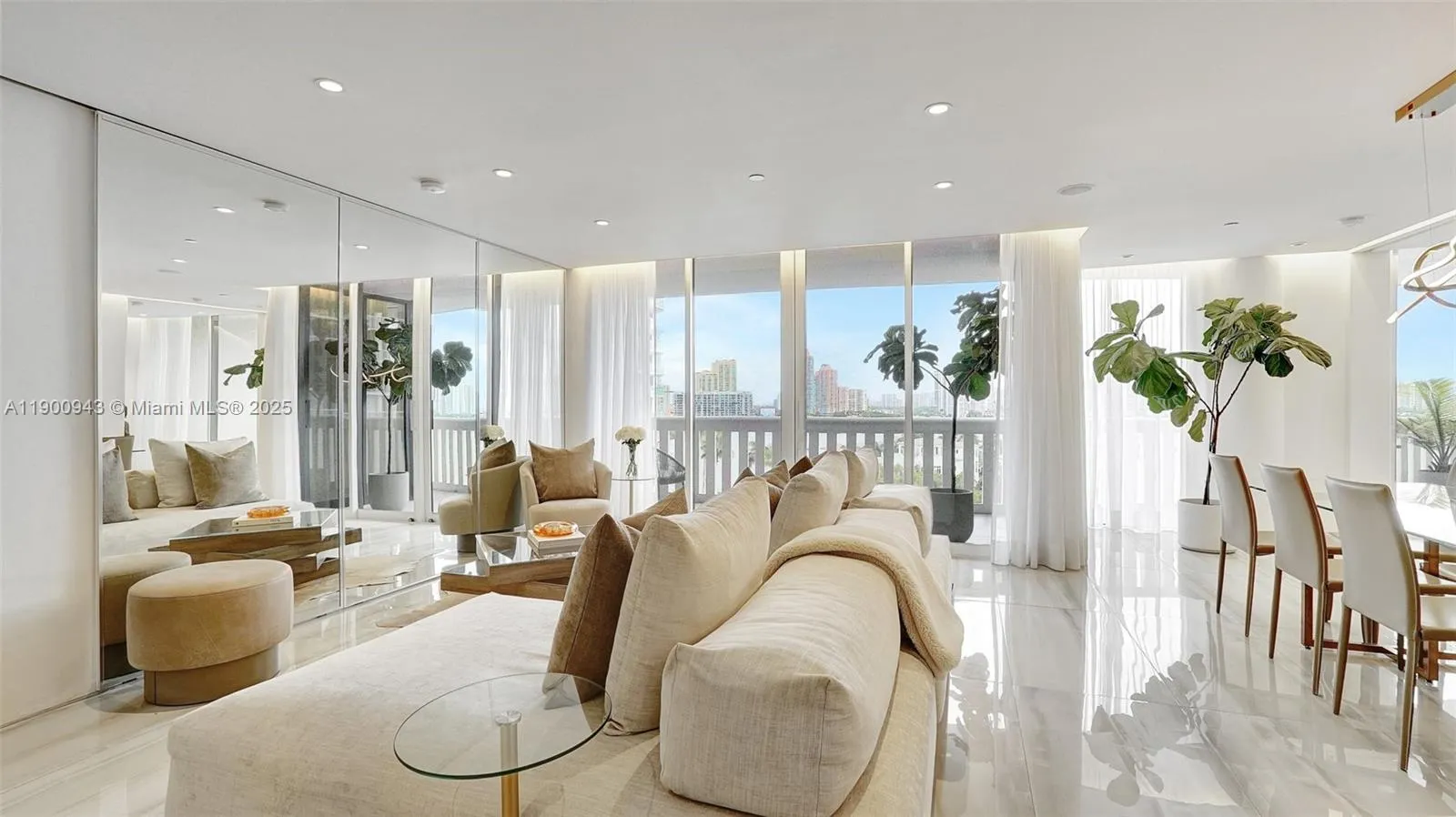 3000 Island Blvd, #905