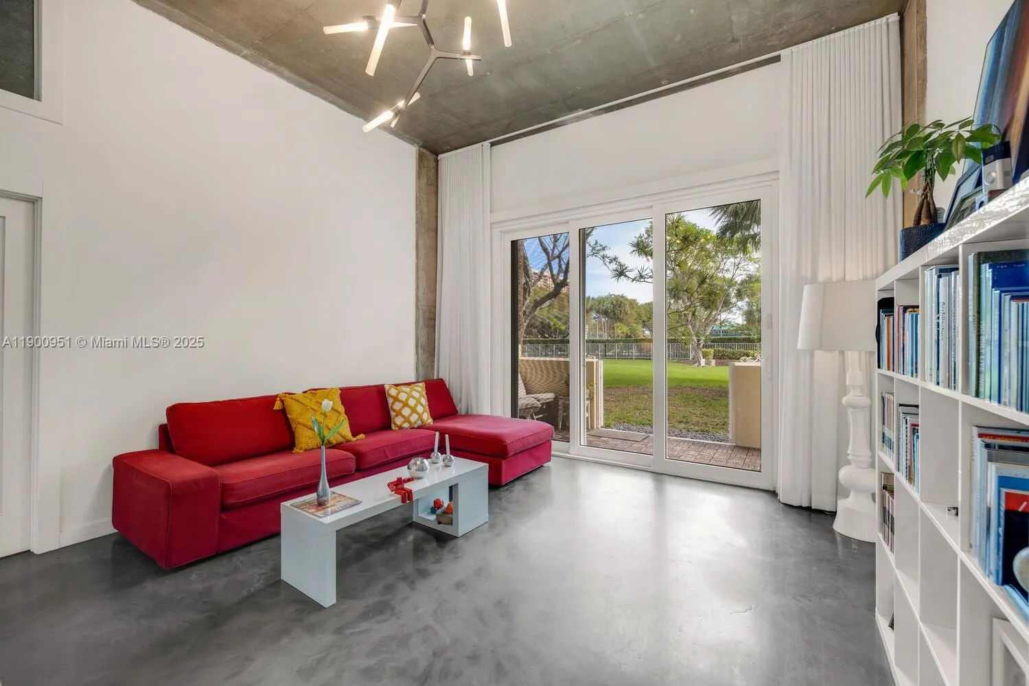 11111 Biscayne Blvd, #1F