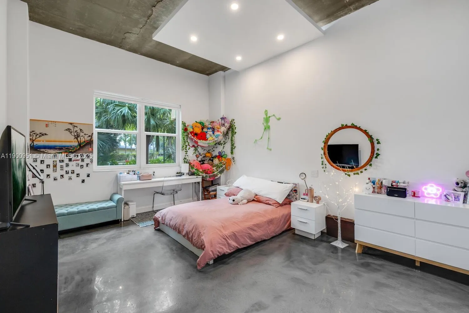 11111 Biscayne Blvd, #1F