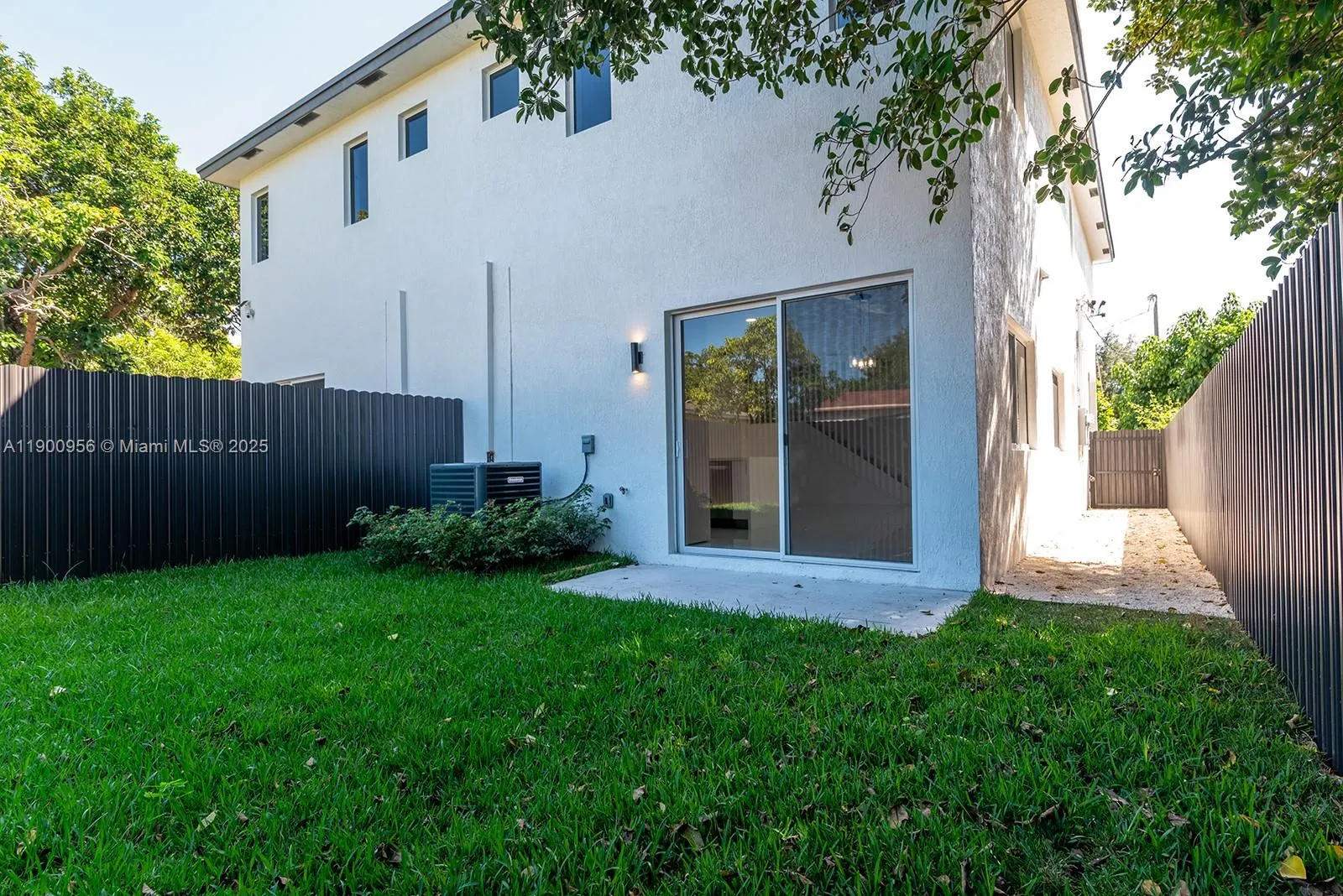 1355 NW 42nd St
