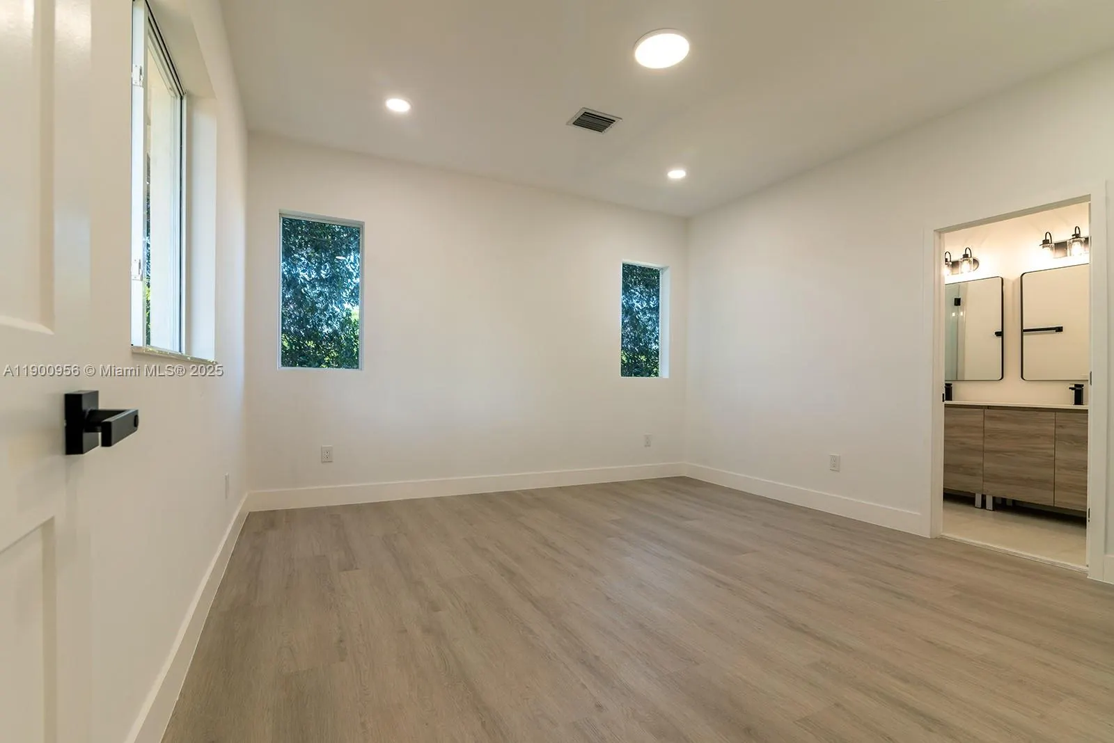 1355 NW 42nd St