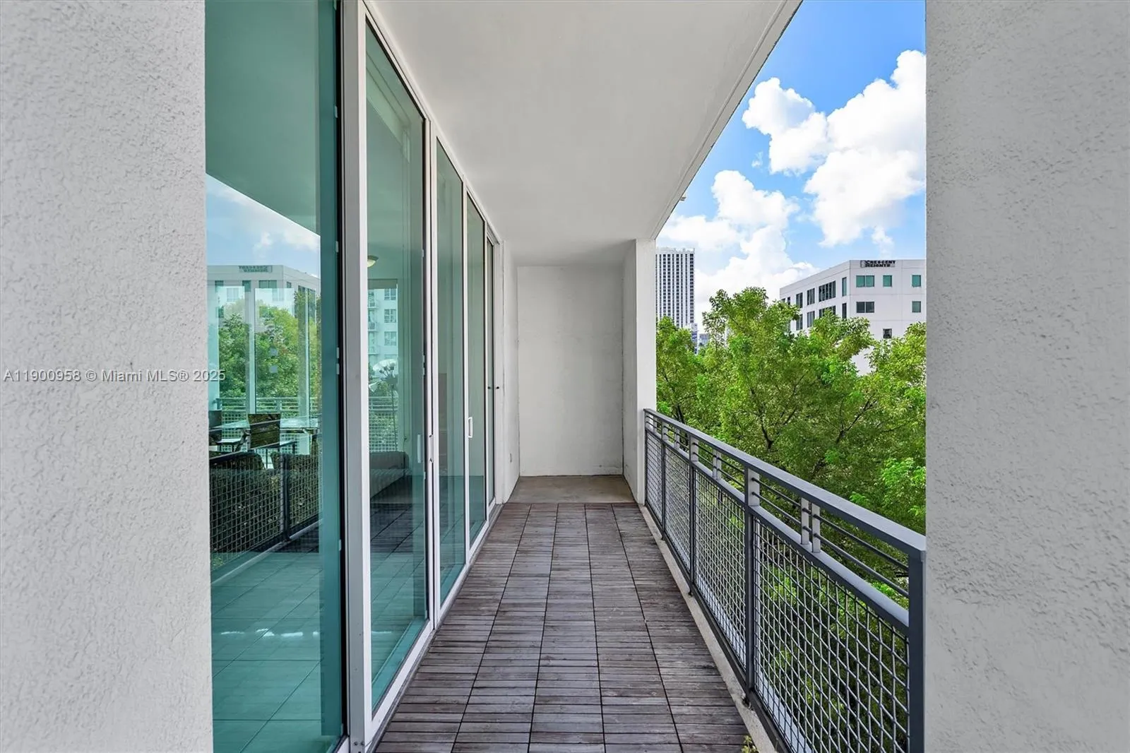 350 NE 24th St, #410