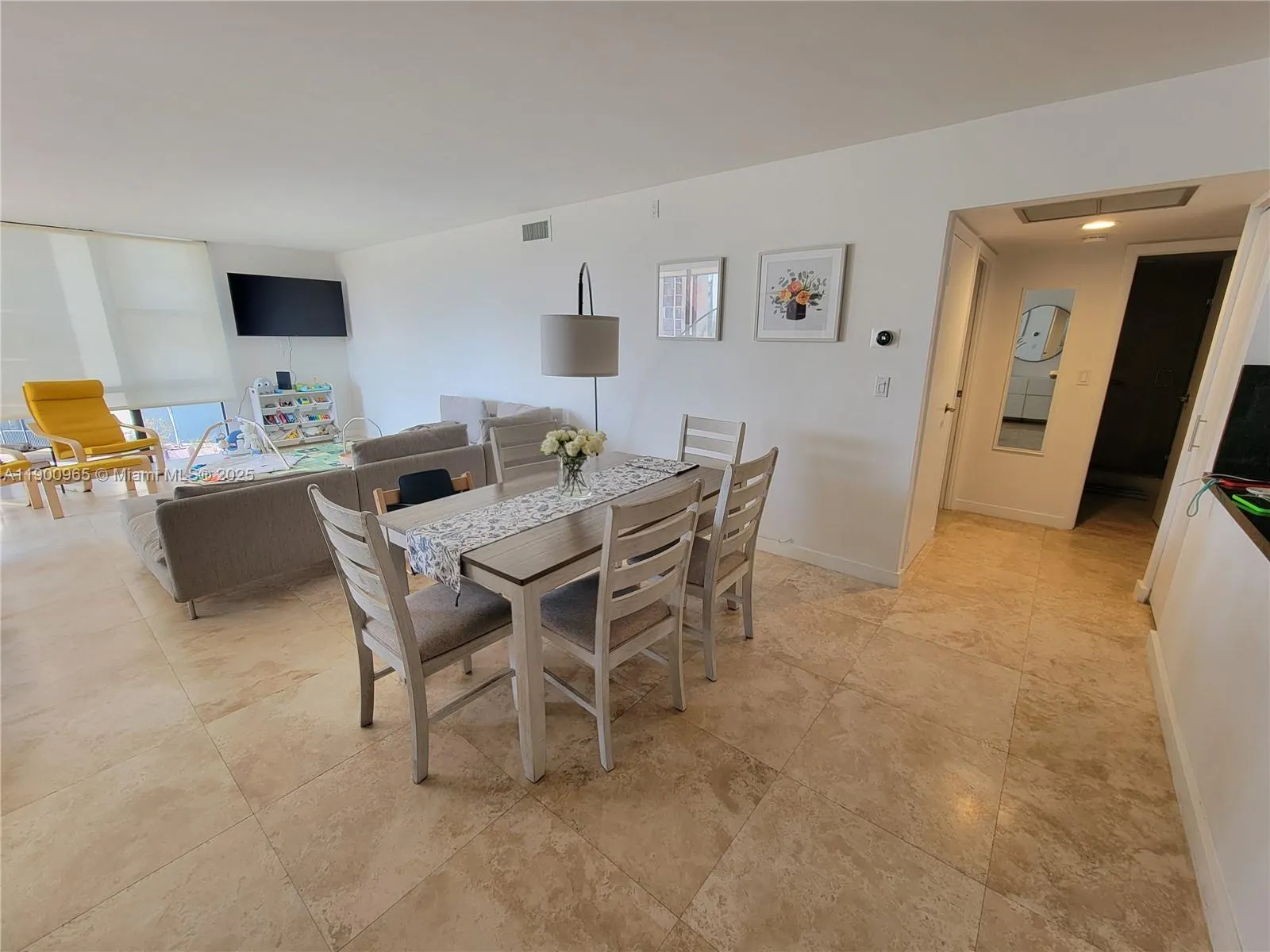20379 W Country Club Dr, #539