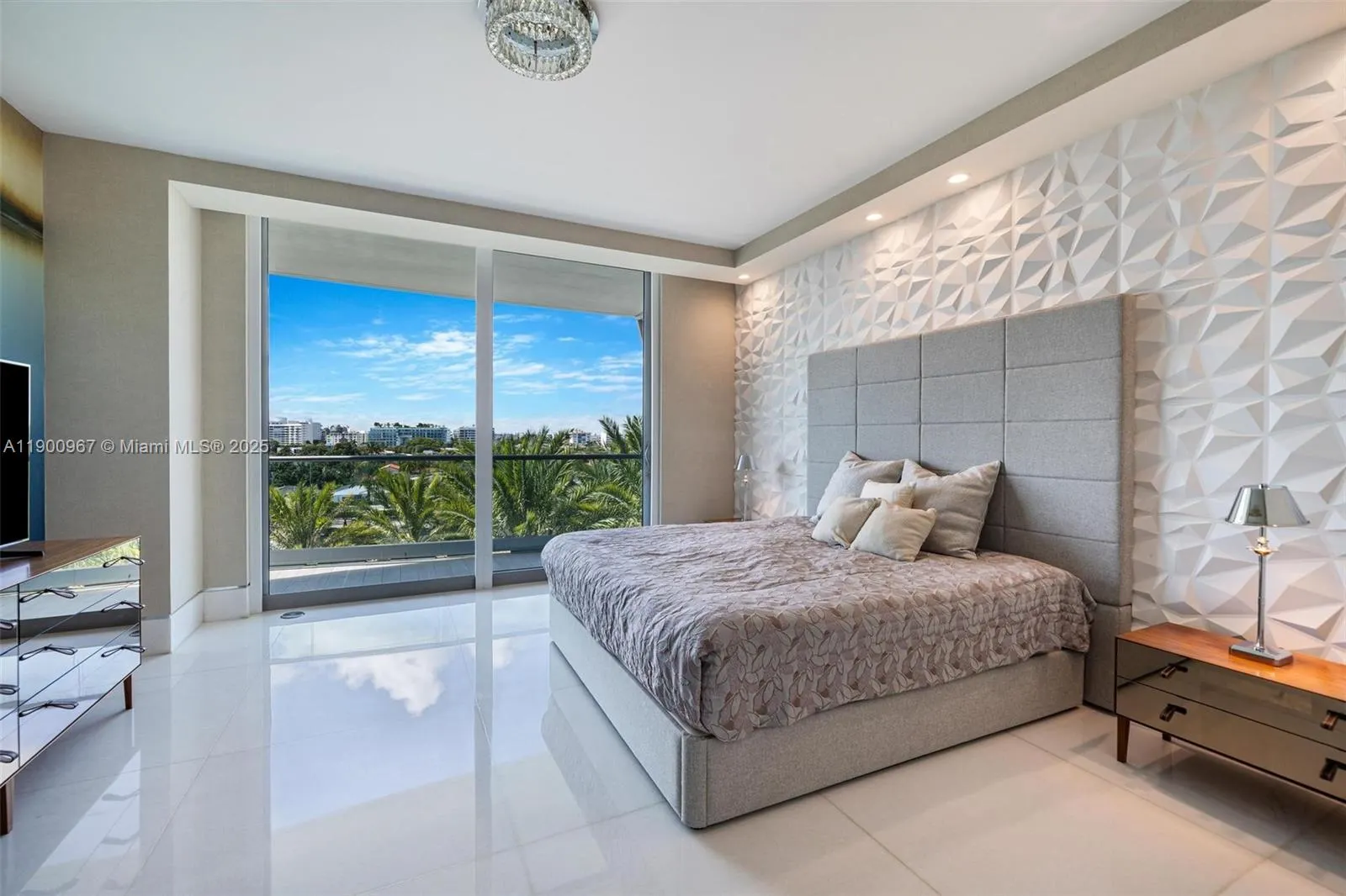 9349 Collins Ave, #503