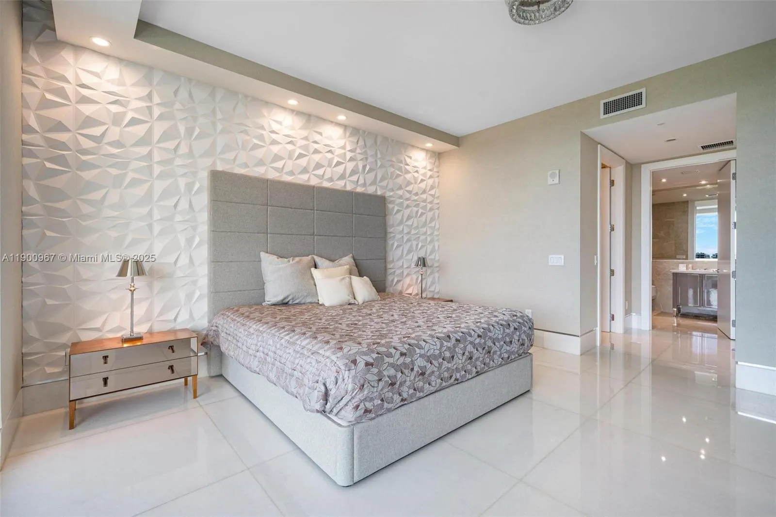 9349 Collins Ave, #503