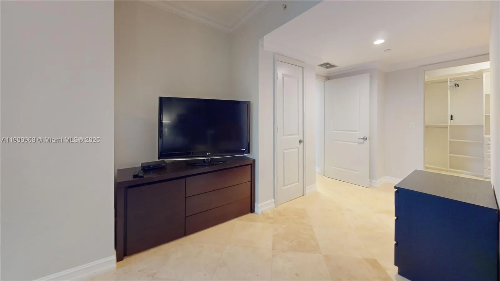 3101 S Ocean Dr, #1705
