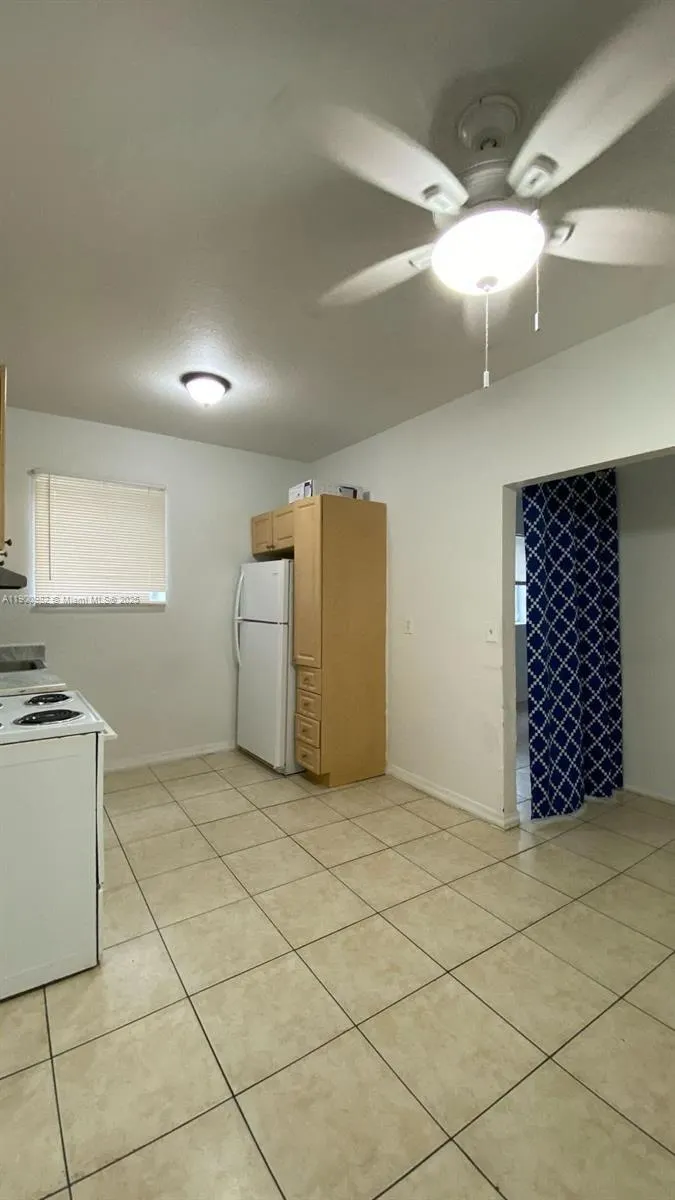 1021 NW 3rd St, #206