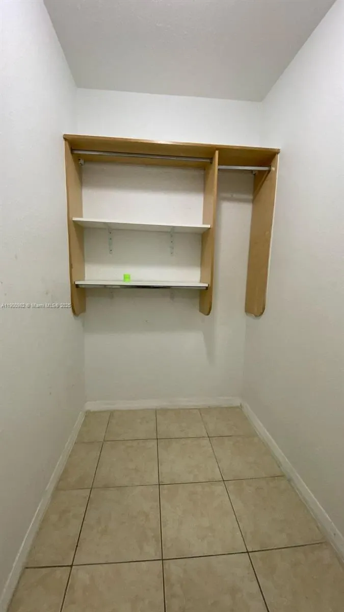1021 NW 3rd St, #206
