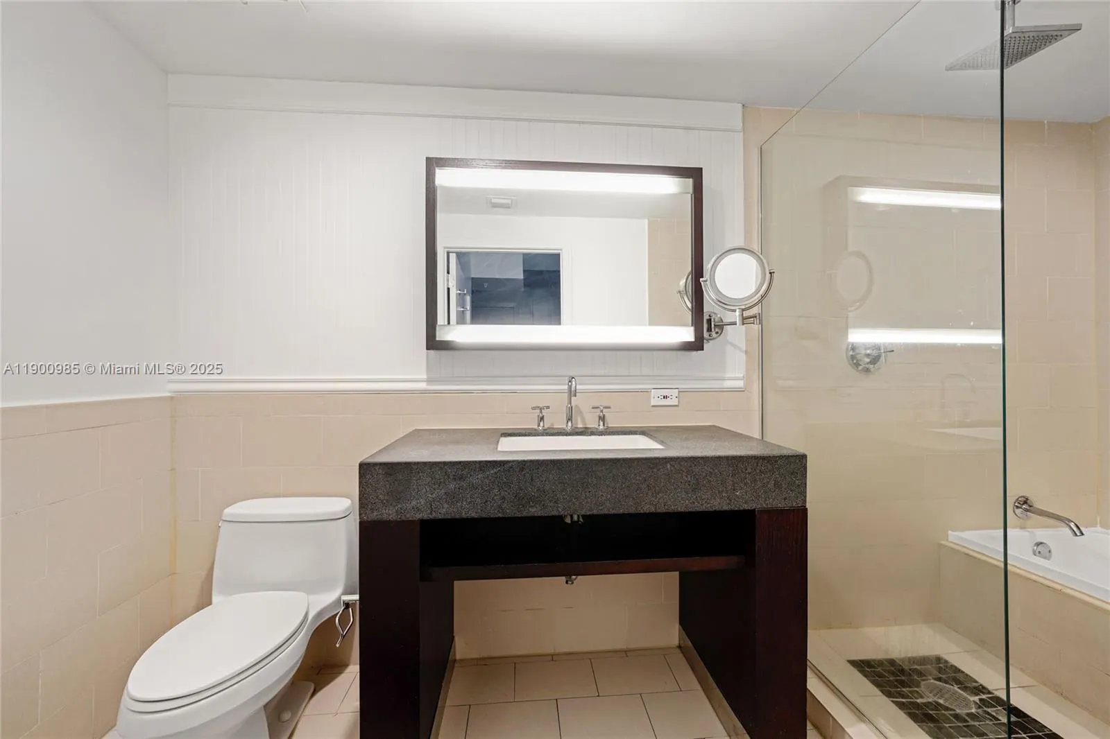 17315 Collins Ave, #2008