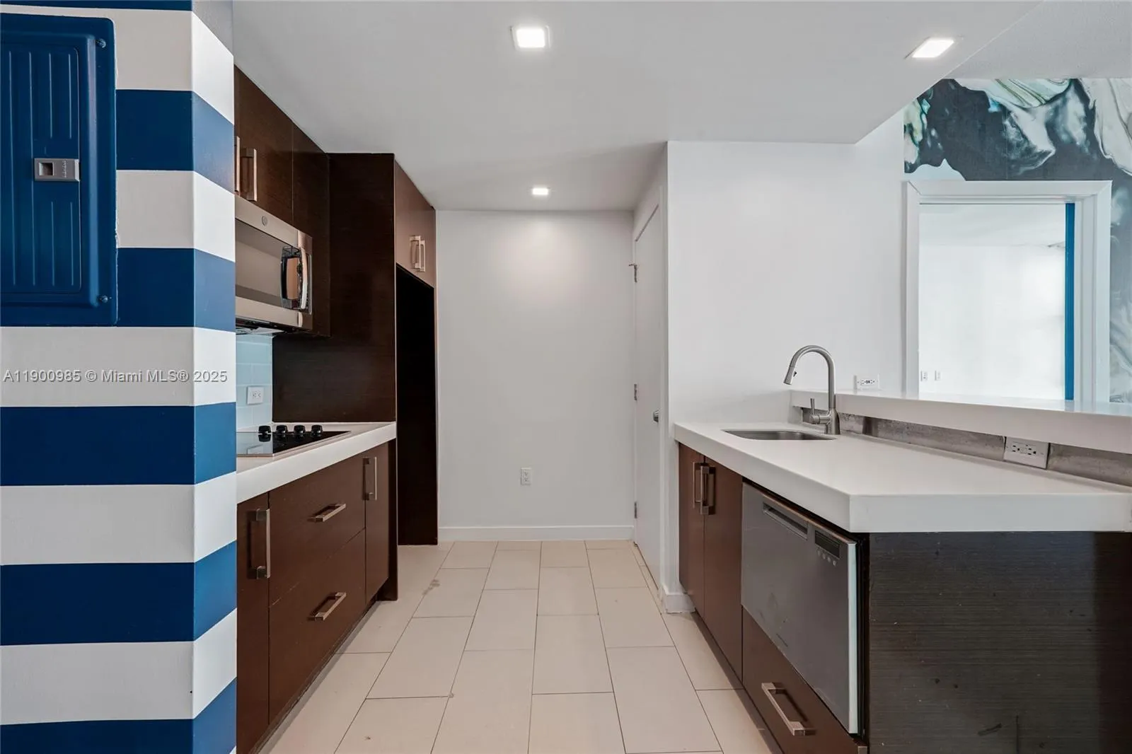 17315 Collins Ave, #2008