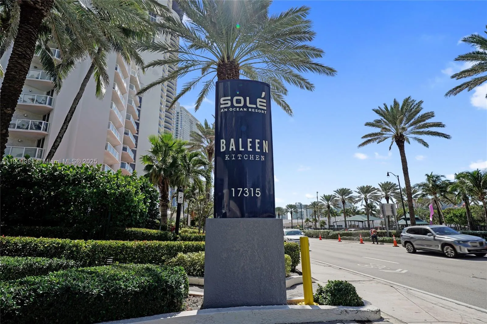 17315 Collins Ave, #2008