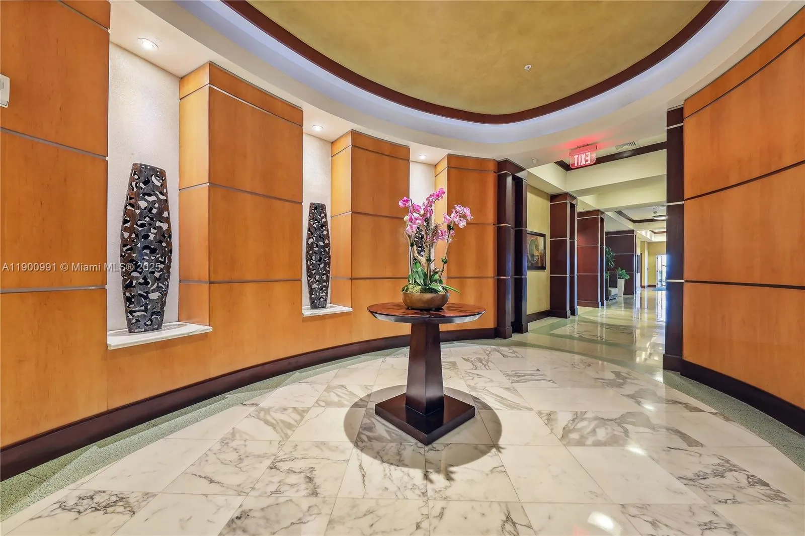 16699 Collins Ave, #2009