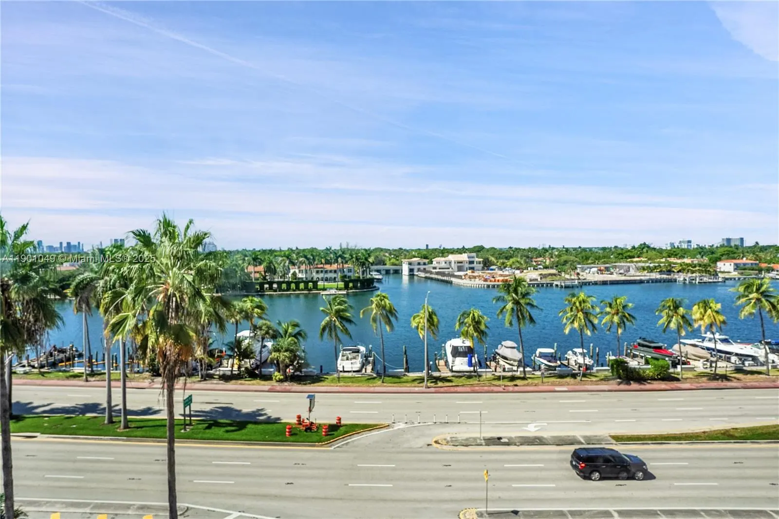 5005 Collins Ave, #607