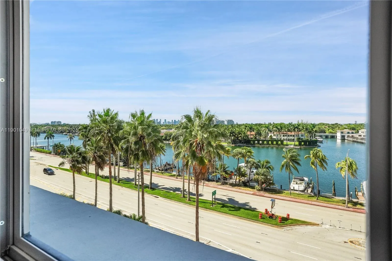 5005 Collins Ave, #607