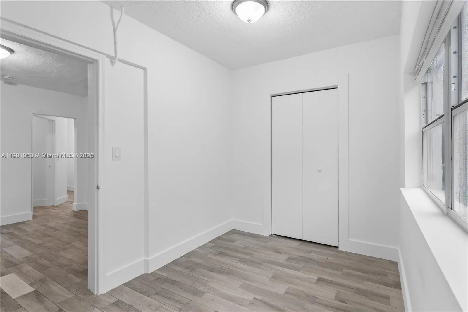 27 NE 60th Ter, #3