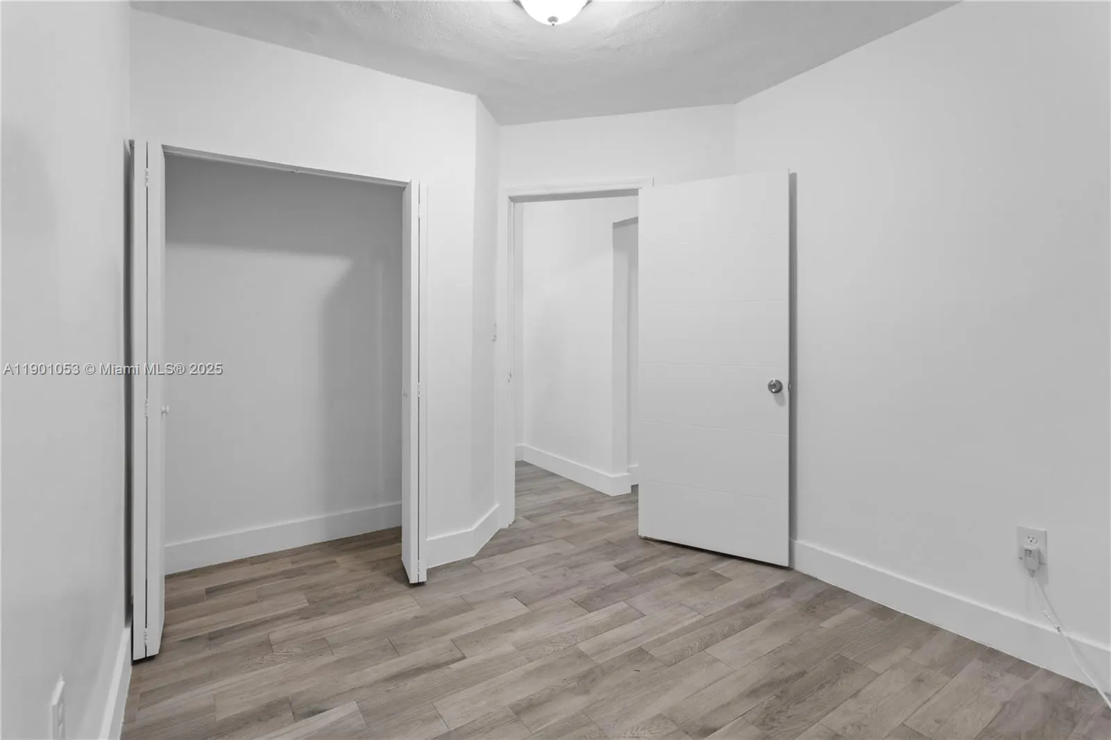 27 NE 60th Ter, #3