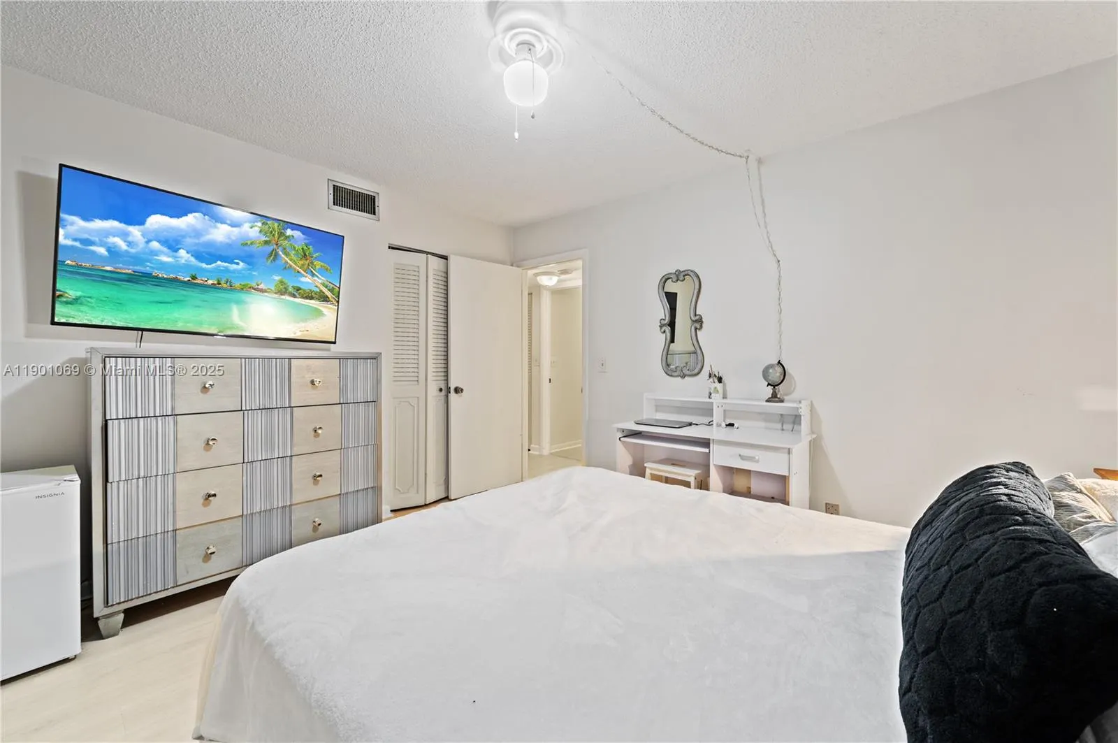 424 SE 10th St, #104