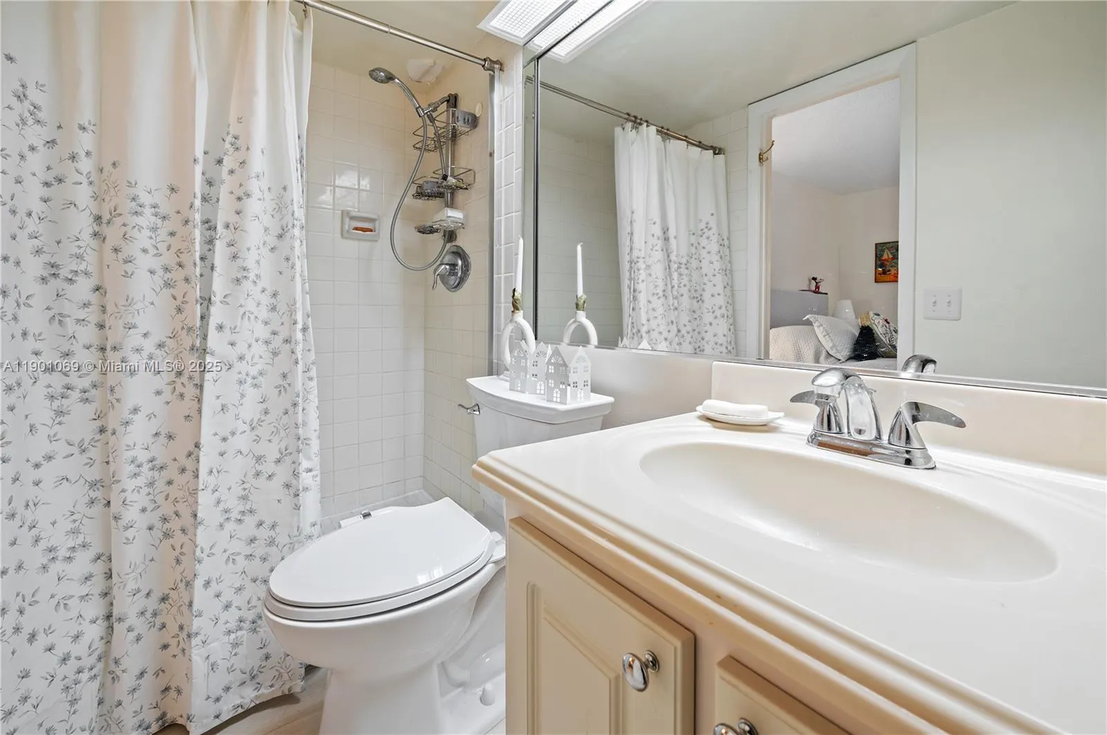 424 SE 10th St, #104