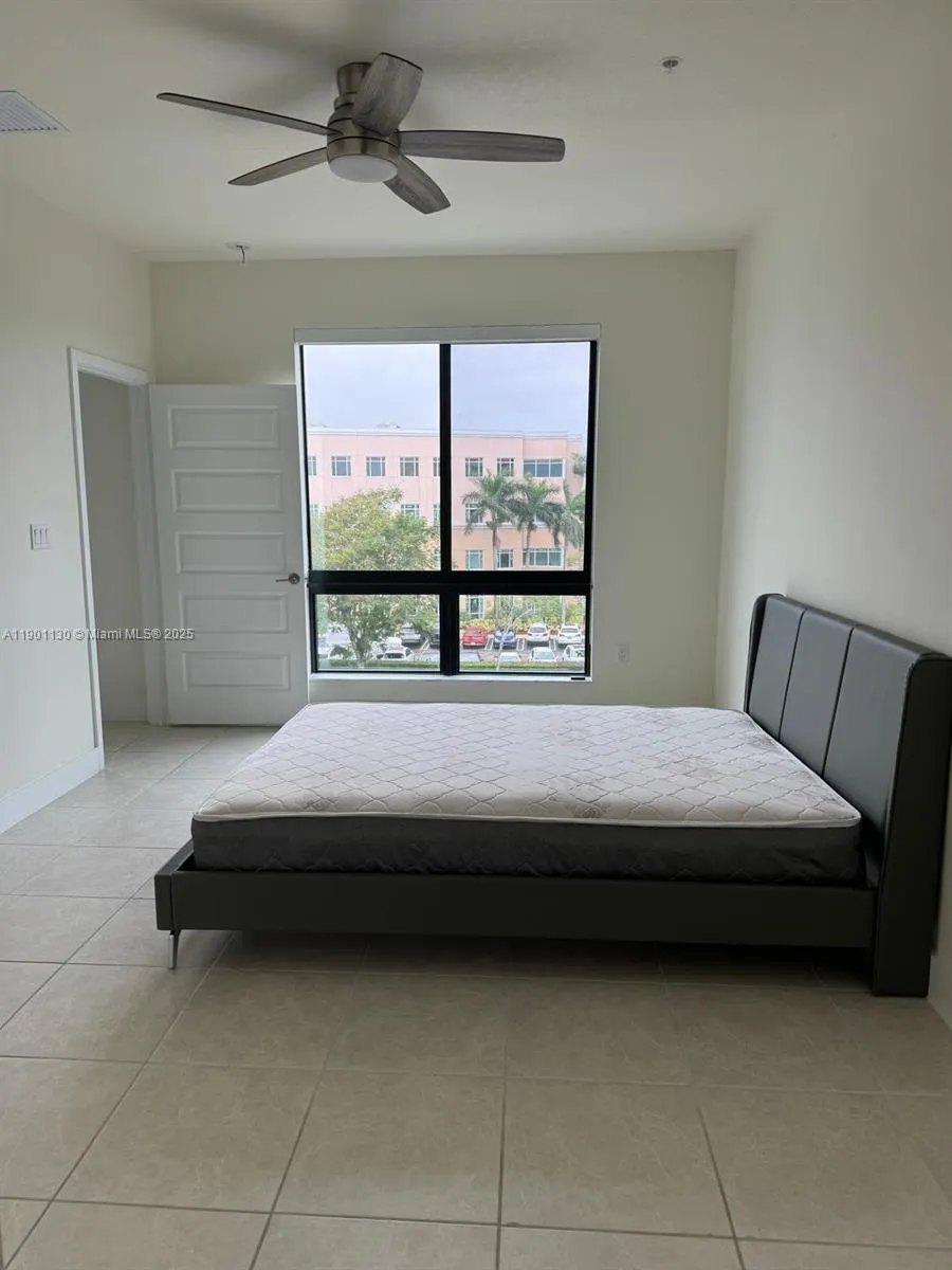 8301 NW 41st St, #B-403