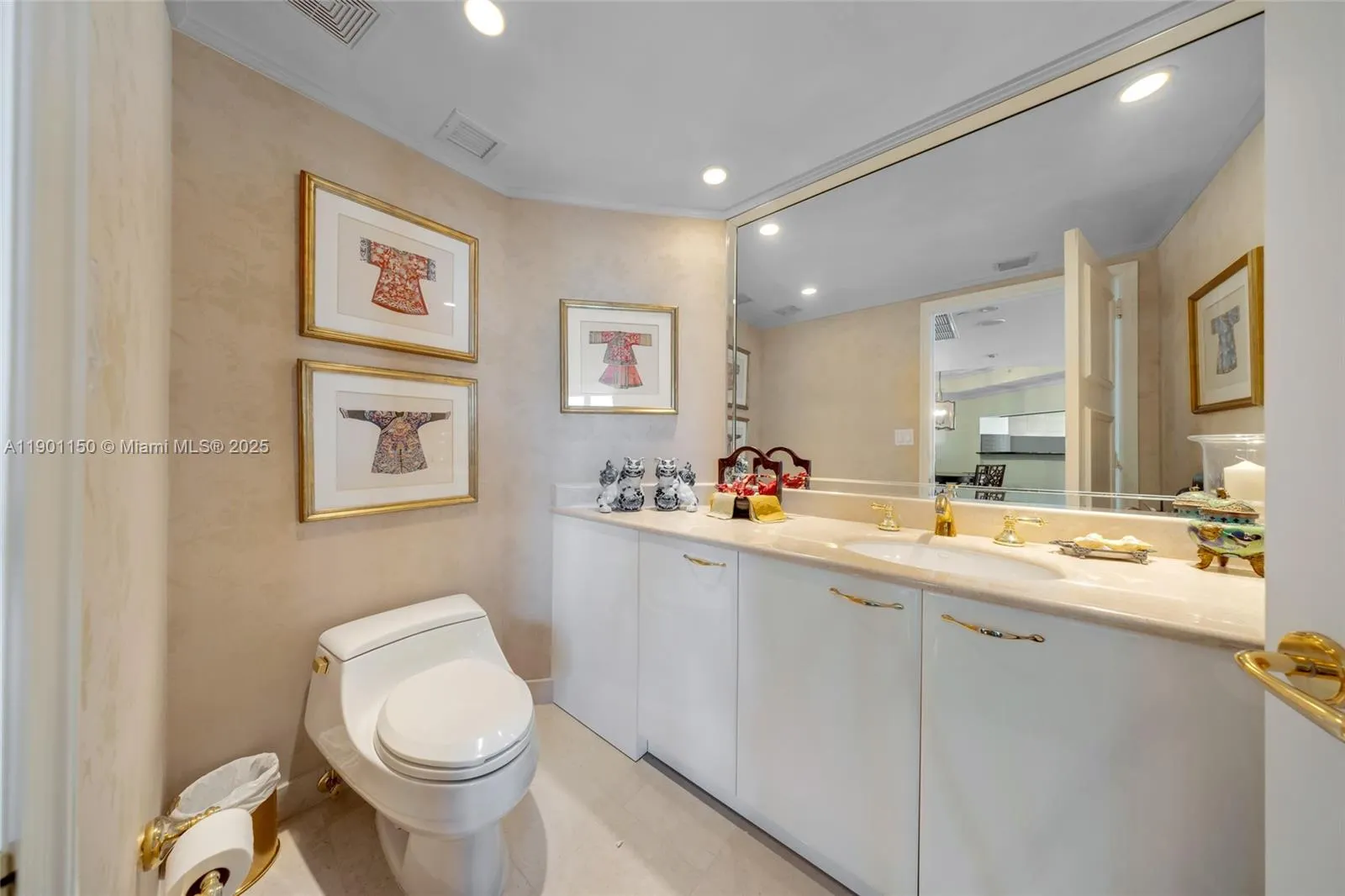 19955 NE 38th Ct, #705