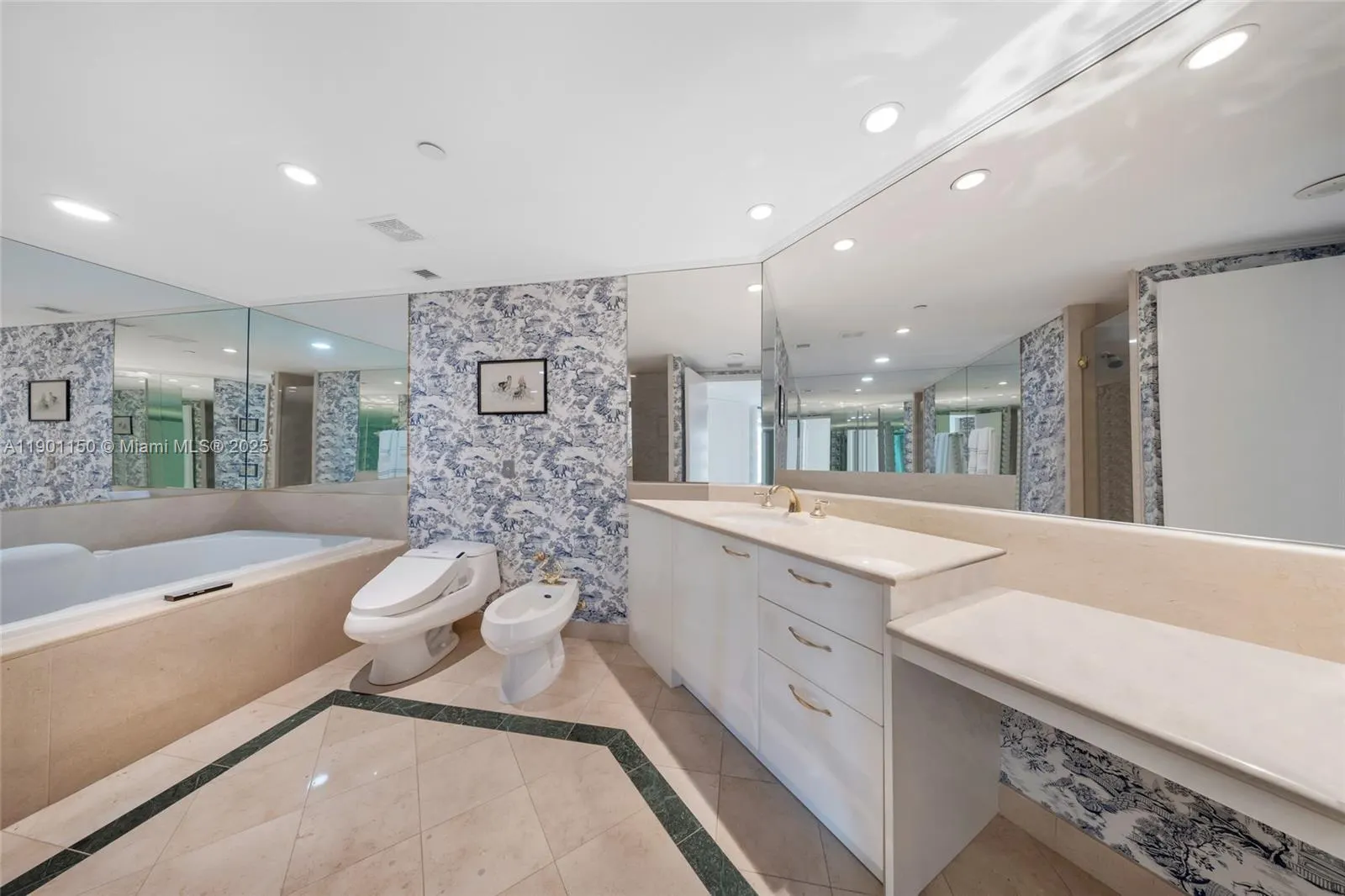 19955 NE 38th Ct, #705