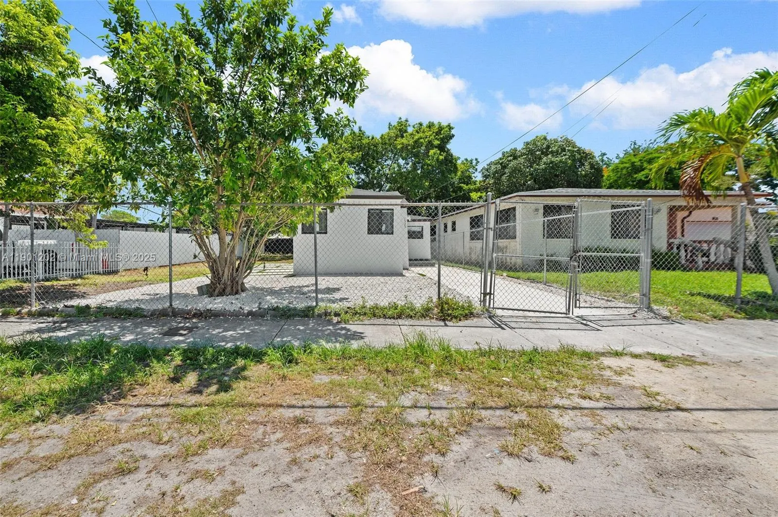 7525 NW 15th Ave