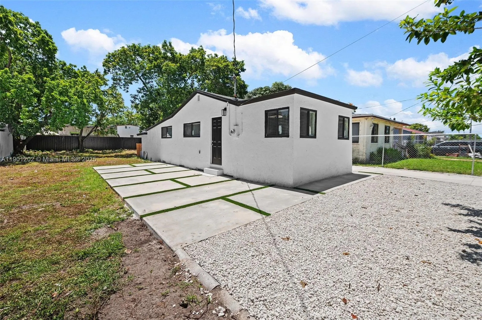 7525 NW 15th Ave