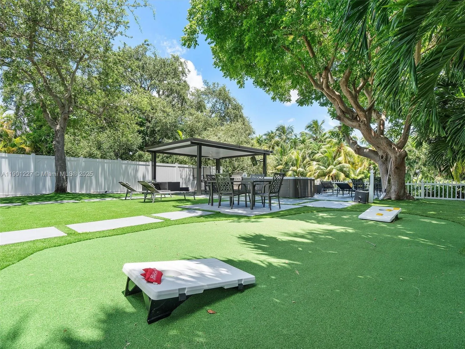 11843 W Biscayne Canal Rd