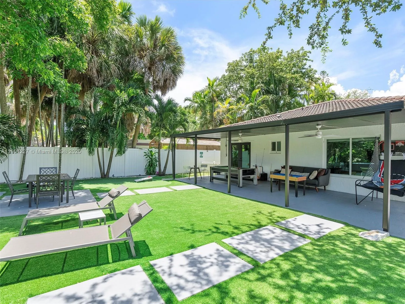 11843 W Biscayne Canal Rd
