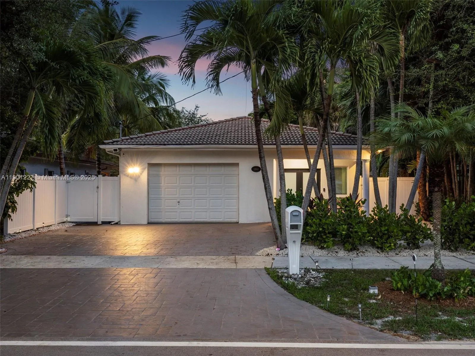 11843 W Biscayne Canal Rd