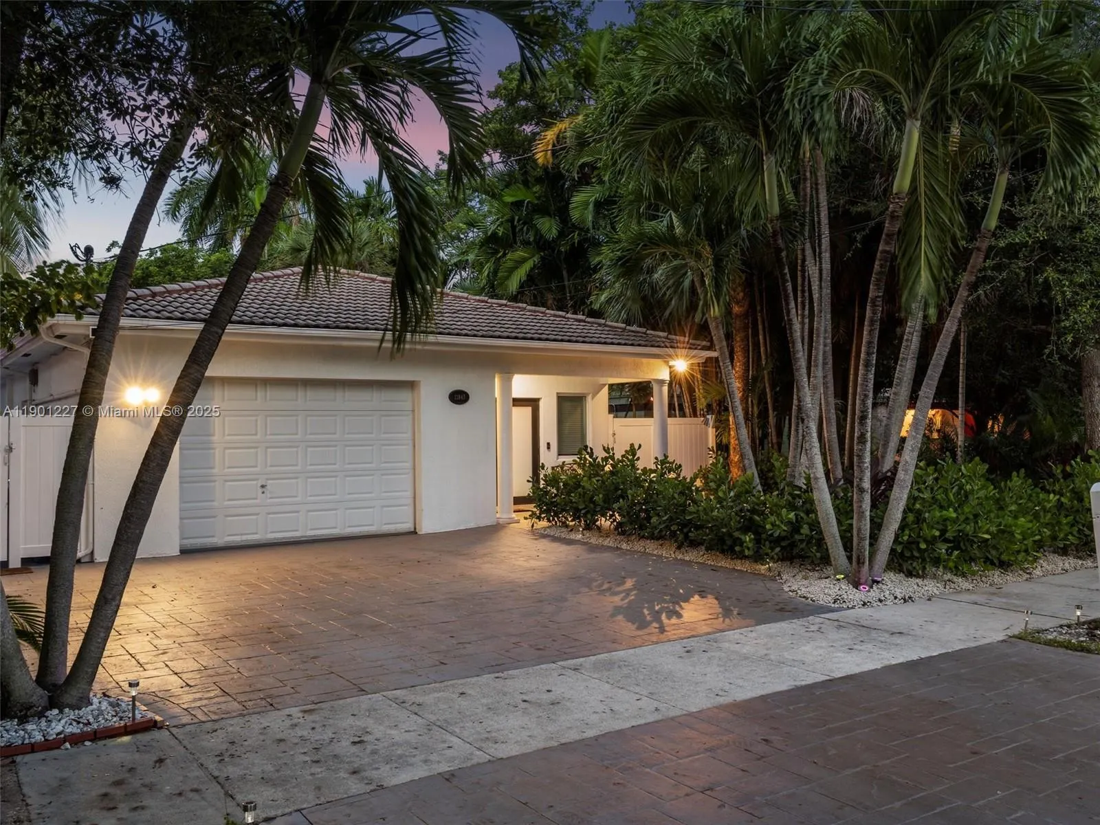 11843 W Biscayne Canal Rd